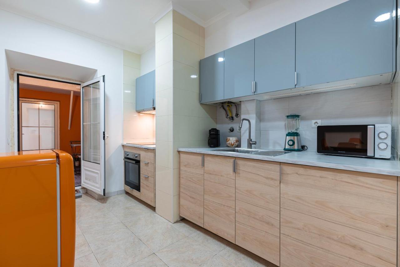 Lovely Patio Getaway In Lisbon Apartment ภายนอก รูปภาพ